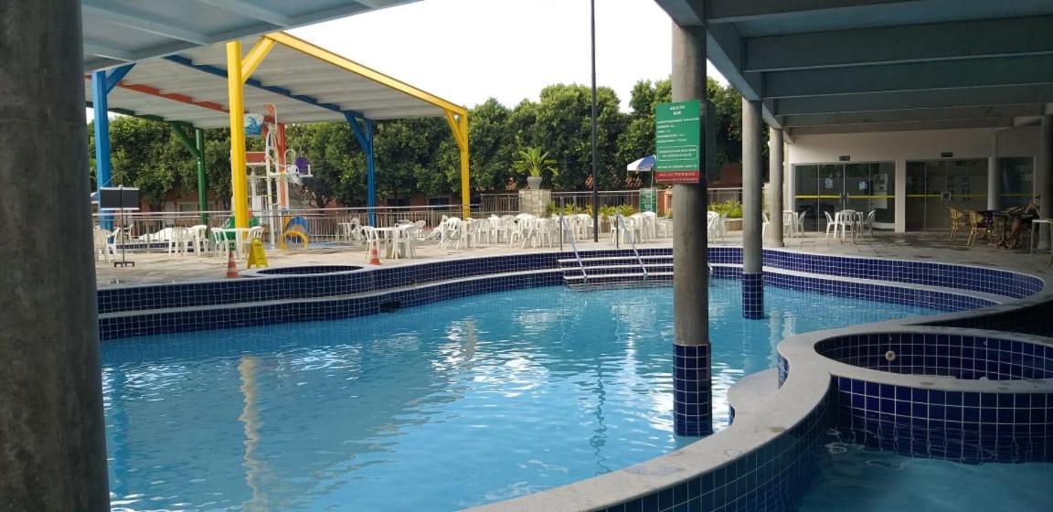 Apartamento Diroma Fiore Caldas Novas